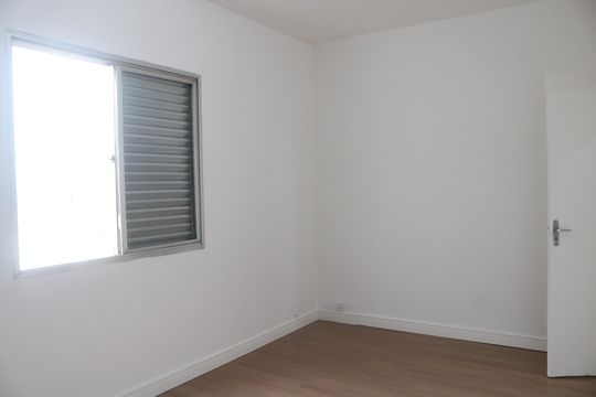 Quarto 2 de apartamento para alugar com 2 quartos, 70m² em Vila Romana, São Paulo