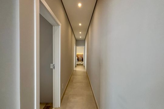 Corredor de casa de condomínio à venda com 3 quartos, 202m² em Jardim Park Real, Indaiatuba
