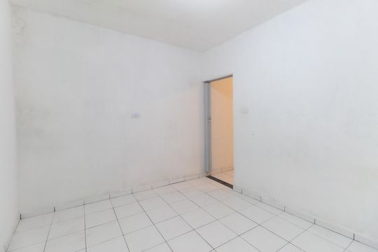 Quarto de casa para alugar com 1 quarto, 60m² em Jardim Camargo Novo, São Paulo