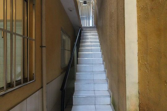 Corredor Externo de casa para alugar com 1 quarto, 60m² em Jardim Camargo Novo, São Paulo