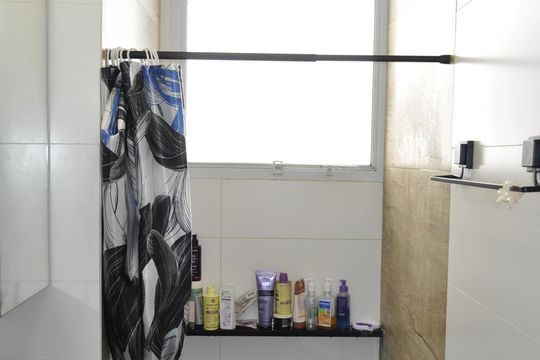 Apartamento para alugar com 2 quartos, 45m² em Tomás Coelho, Rio de Janeiro