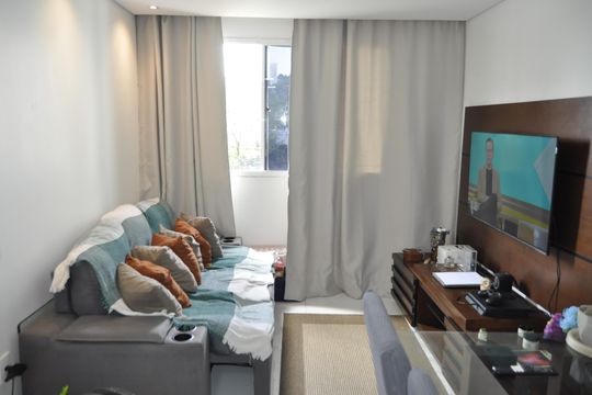 Apartamento para alugar com 2 quartos, 45m² em Tomás Coelho, Rio de Janeiro