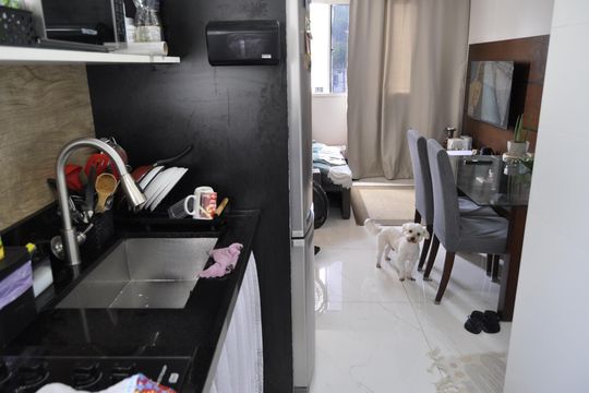 Apartamento para alugar com 2 quartos, 45m² em Tomás Coelho, Rio de Janeiro