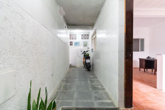 Entrada de casa para alugar com 1 quarto, 40m² em Vila Santa Catarina, São Paulo