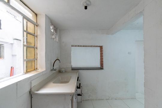 Cozinha de casa para alugar com 1 quarto, 40m² em Vila Santa Catarina, São Paulo