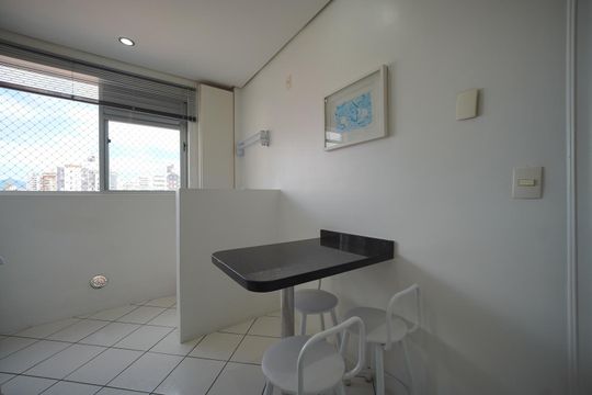 Cozinha  de apartamento para alugar com 2 quartos, 58m² em Campinas, São José