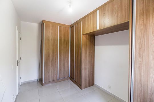 Quarto 1 de apartamento para alugar com 2 quartos, 56m² em Vila Sao Joao, Barueri