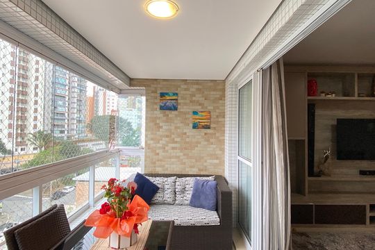 Sala - Varanda de apartamento à venda com 3 quartos, 118m² em Centro, Osasco