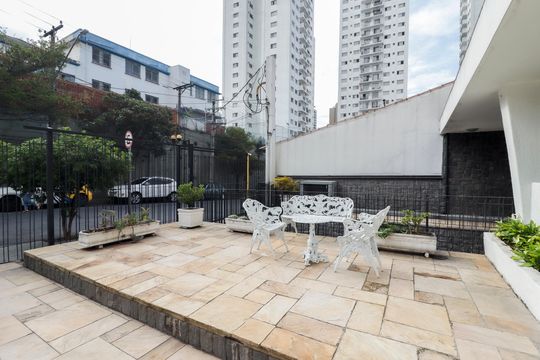Entrada de apartamento à venda com 2 quartos, 120m² em Santana, São Paulo