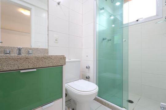 Banheiro da Suíte 2 de apartamento à venda com 3 quartos, 152m² em Vila Romana, São Paulo