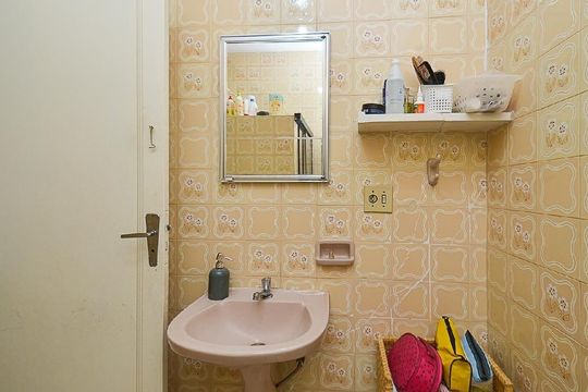 Banheiro de casa para alugar com 2 quartos, 100m² em Santa Efigênia, Belo Horizonte
