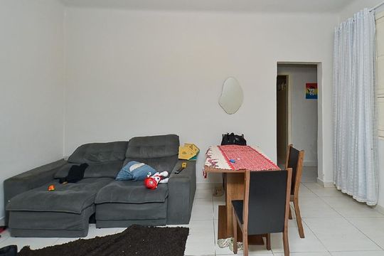 Sala de casa para alugar com 2 quartos, 100m² em Santa Efigênia, Belo Horizonte