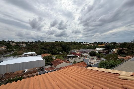 Vista de casa à venda com 4 quartos, 550m² em Copacabana, Belo Horizonte