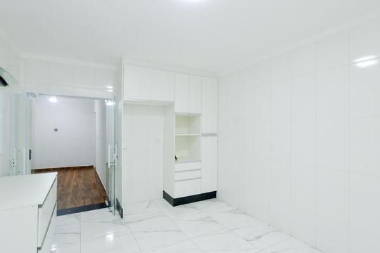 Cozinha de casa à venda com 2 quartos, 130m² em Vila Augusta, Guarulhos
