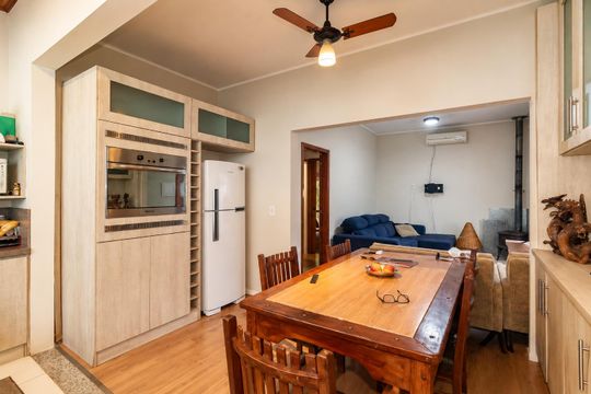 Cozinha de casa de condomínio para alugar com 2 quartos, 350m² em Tristeza, Porto Alegre