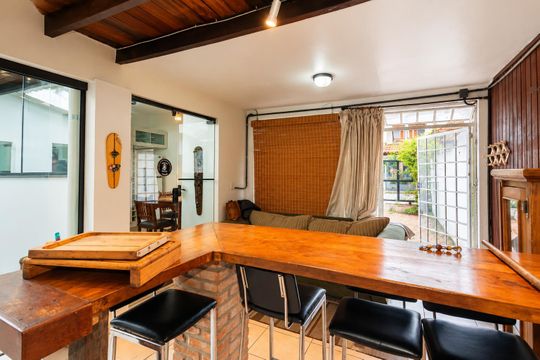 Área externa de casa de condomínio para alugar com 2 quartos, 350m² em Tristeza, Porto Alegre