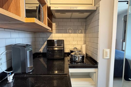 Sala/Cozinha de apartamento para alugar com 1 quarto, 33m² em Vila Clementino, São Paulo
