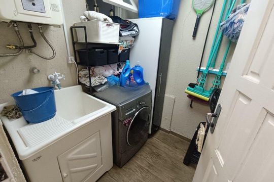 Área de serviço de casa à venda com 2 quartos, 135m² em Jardim Dona Leopoldina, Porto Alegre