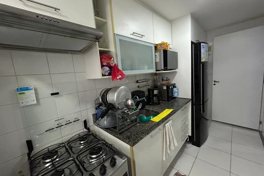 Cozinha de apartamento à venda com 2 quartos, 64m² em Osvaldo Cruz, Rio de Janeiro