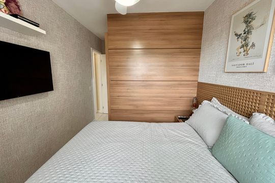 Suíte 1 de apartamento à venda com 2 quartos, 70m² em Barra da Tijuca, Rio de Janeiro