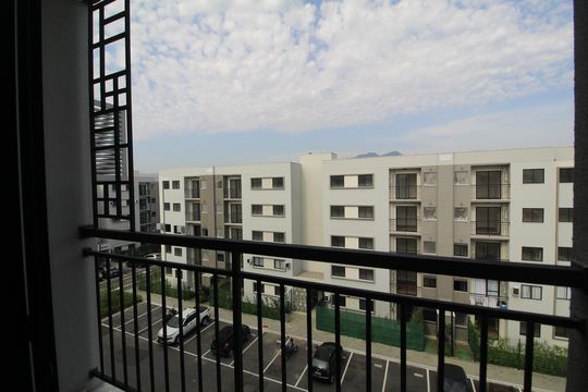 Sala - Varanda de apartamento para alugar com 2 quartos, 45m² em Barra Olímpica, Rio de Janeiro