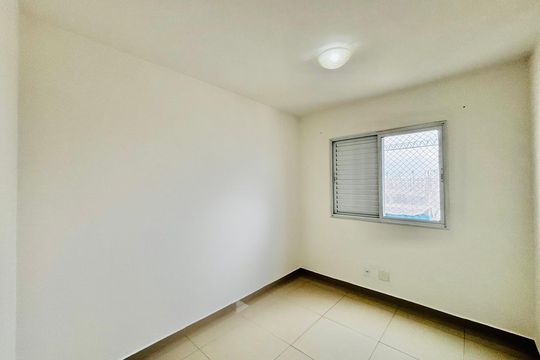 Quarto  de apartamento para alugar com 2 quartos, 65m² em Alphaville Industrial, Barueri