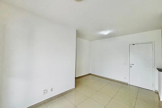 Sala de apartamento para alugar com 2 quartos, 65m² em Alphaville Industrial, Barueri