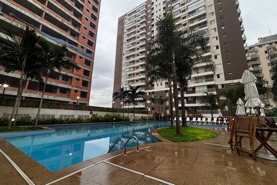 Área comum - Piscina de apartamento para alugar com 2 quartos, 65m² em Alphaville Industrial, Barueri