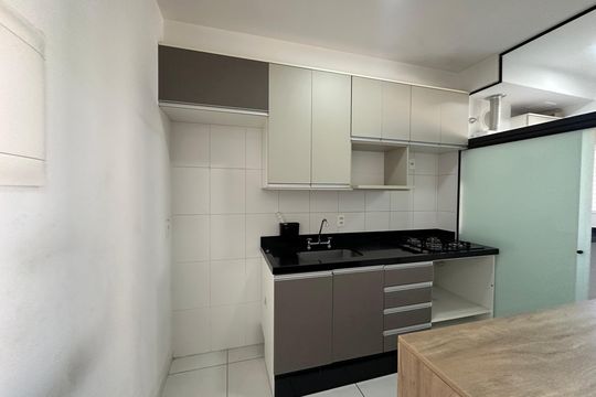 Cozinha de apartamento à venda com 2 quartos, 60m² em Parque Viana, Barueri