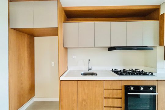 Cozinha de apartamento à venda com 2 quartos, 87m² em Alphaville Comercial, Barueri