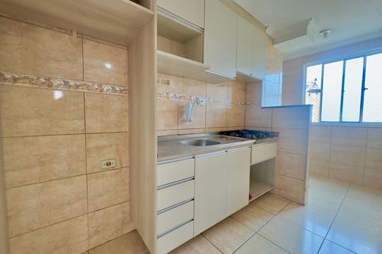 Cozinha de apartamento para alugar com 2 quartos, 56m² em Jardim Silvestre, Guarulhos