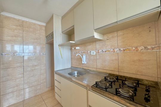 Cozinha de apartamento para alugar com 2 quartos, 56m² em Jardim Silvestre, Guarulhos
