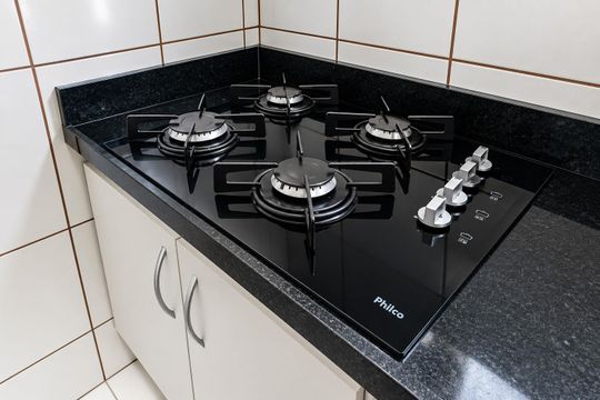 Cozinha de apartamento para alugar com 1 quarto, 33m² em Bela Vista, São Paulo
