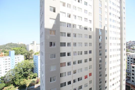 Vista da Sala de apartamento para alugar com 2 quartos, 42m² em Jardim Paris, São Paulo