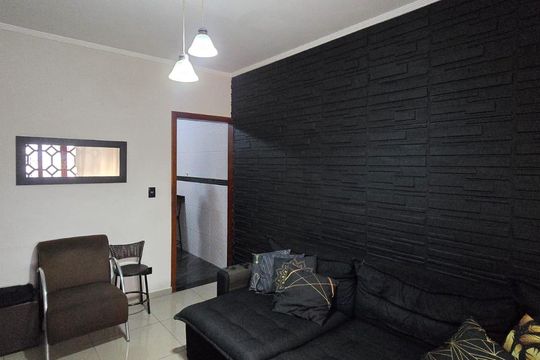 Sala de casa à venda com 2 quartos, 125m² em Jardim Santa Cecilia, Guarulhos