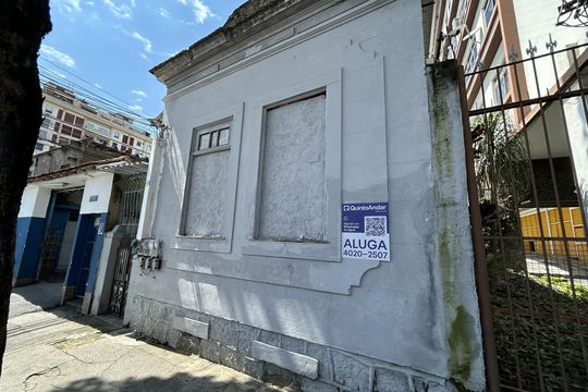 Fachada + placa de kitnet/studio para alugar com 1 quarto, 40m² em Méier, Rio de Janeiro