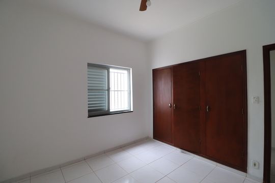 Quarto 1 de casa para alugar com 5 quartos, 300m² em Alto da Boa Vista, Ribeirão Preto