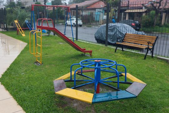 Área comum - Playground de casa de condomínio para alugar com 3 quartos, 235m² em Hípica, Porto Alegre