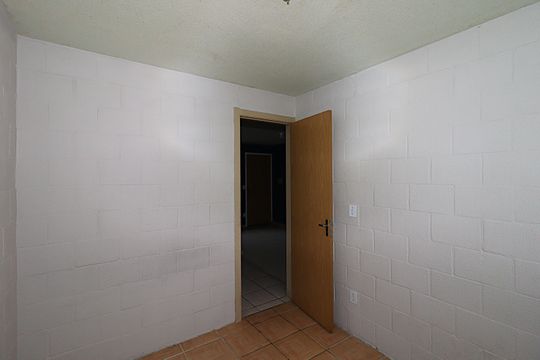 Quarto 2 de apartamento para alugar com 2 quartos, 141m² em Rubem Berta, Porto Alegre