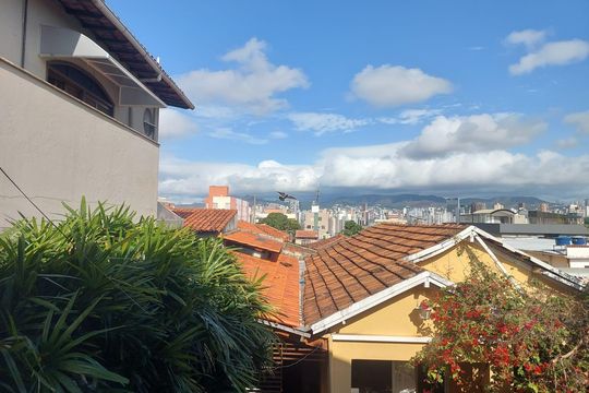 vista de casa à venda com 5 quartos, 341m² em Carlos Prates, Belo Horizonte