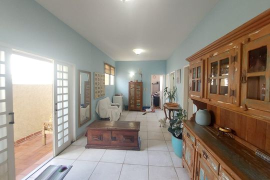 Casa à venda com 5 quartos, 341m² em Carlos Prates, Belo Horizonte