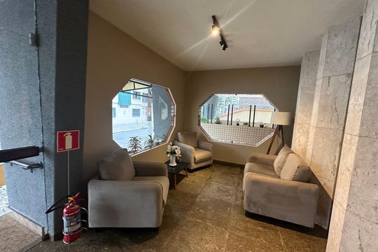 Hall de entrada de apartamento para alugar com 1 quarto, 52m² em Itararé, São Vicente