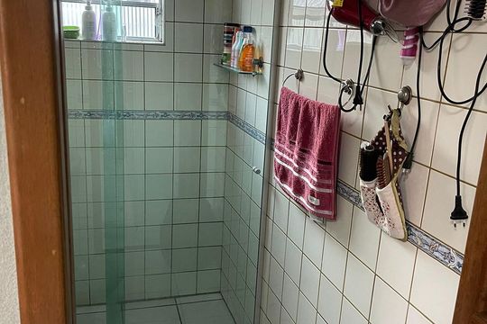 Banheiro 1 de casa à venda com 4 quartos, 100m² em Jardim Jaú (Zona Leste), São Paulo