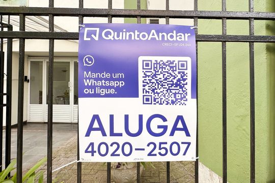 Placa de apartamento para alugar com 2 quartos, 79m² em Baeta Neves, São Bernardo do Campo