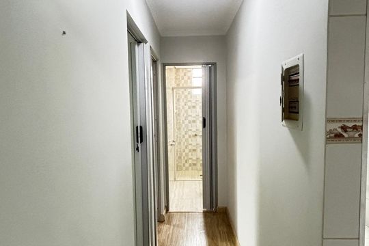 Corredor de apartamento à venda com 2 quartos, 54m² em Vila Aquilino, Santo André