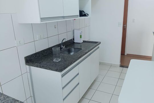 Cozinha de apartamento para alugar com 2 quartos, 65m² em Jardim Oriente, São José dos Campos