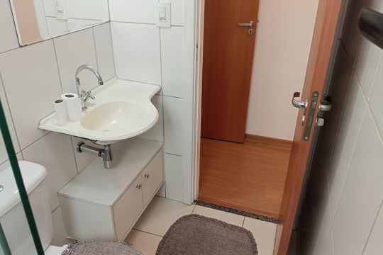 Banheiro da Suíte de apartamento para alugar com 2 quartos, 65m² em Jardim Oriente, São José dos Campos