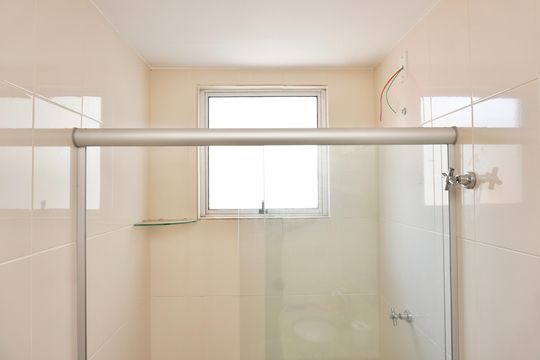 Suíte - Banheiro de apartamento à venda com 3 quartos, 71m² em Ana Lúcia, Belo Horizonte