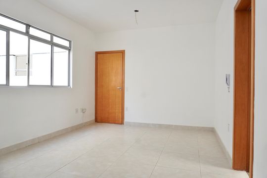 Sala de apartamento à venda com 3 quartos, 71m² em Ana Lúcia, Belo Horizonte