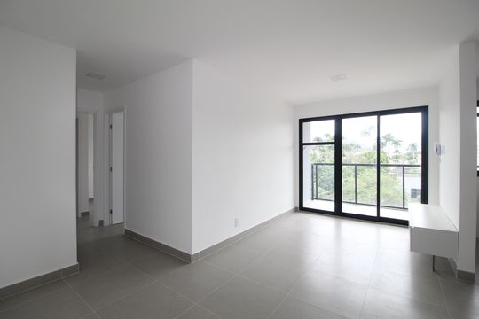 Apartamento para alugar com 2 quartos, 65m² em Taquara, Rio de Janeiro